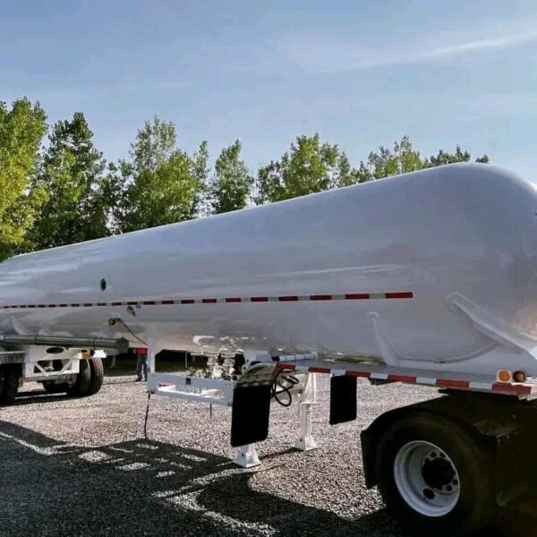 Buy 11600 Gallon Industrial Gas Tank Trailer Online MC-331 LPG LIQUID TANKER IN STOCK - Image 6