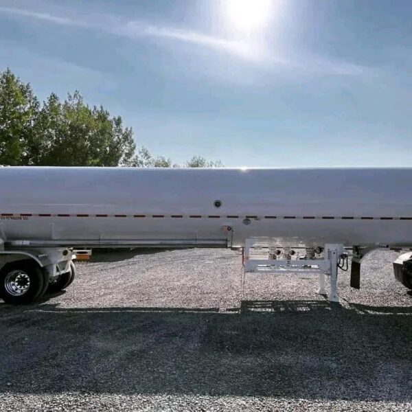 Buy 11600 Gallon Industrial Gas Tank Trailer Online MC-331 LPG LIQUID TANKER IN STOCK - Image 4