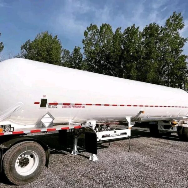 Buy 11600 Gallon Industrial Gas Tank Trailer Online MC-331 LPG LIQUID TANKER IN STOCK - Image 5