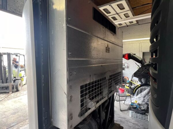 Buy X4 7300 Trailer Refrigeration Units Online - Image 4