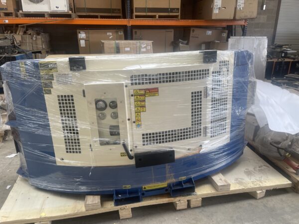 Buy Carrier Clip-On Generator 69RG15-130W-05 Online U.S. EPS Tier 4: Series 5 - Image 3